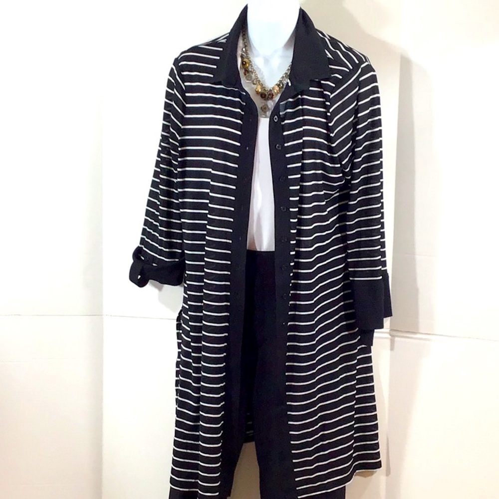Chico’s black and white nylon duster